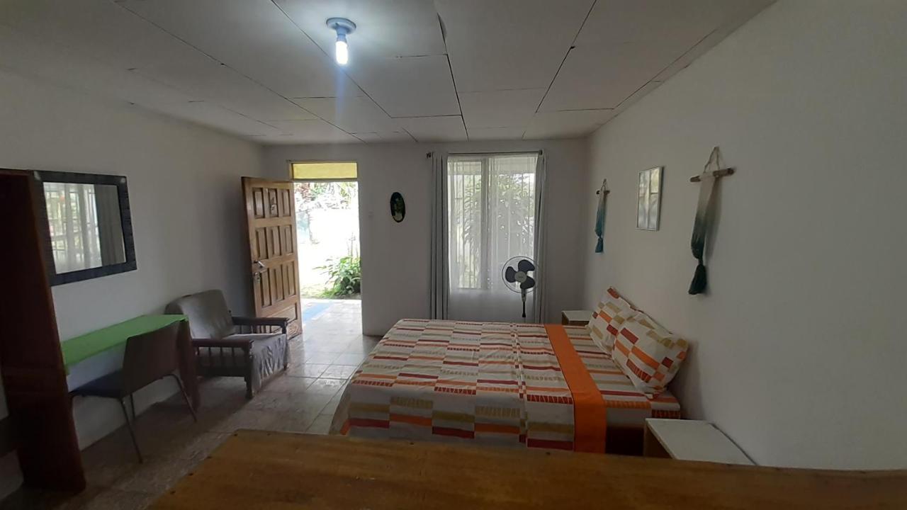 Rooms Palmeras Cahuita Bagian luar foto
