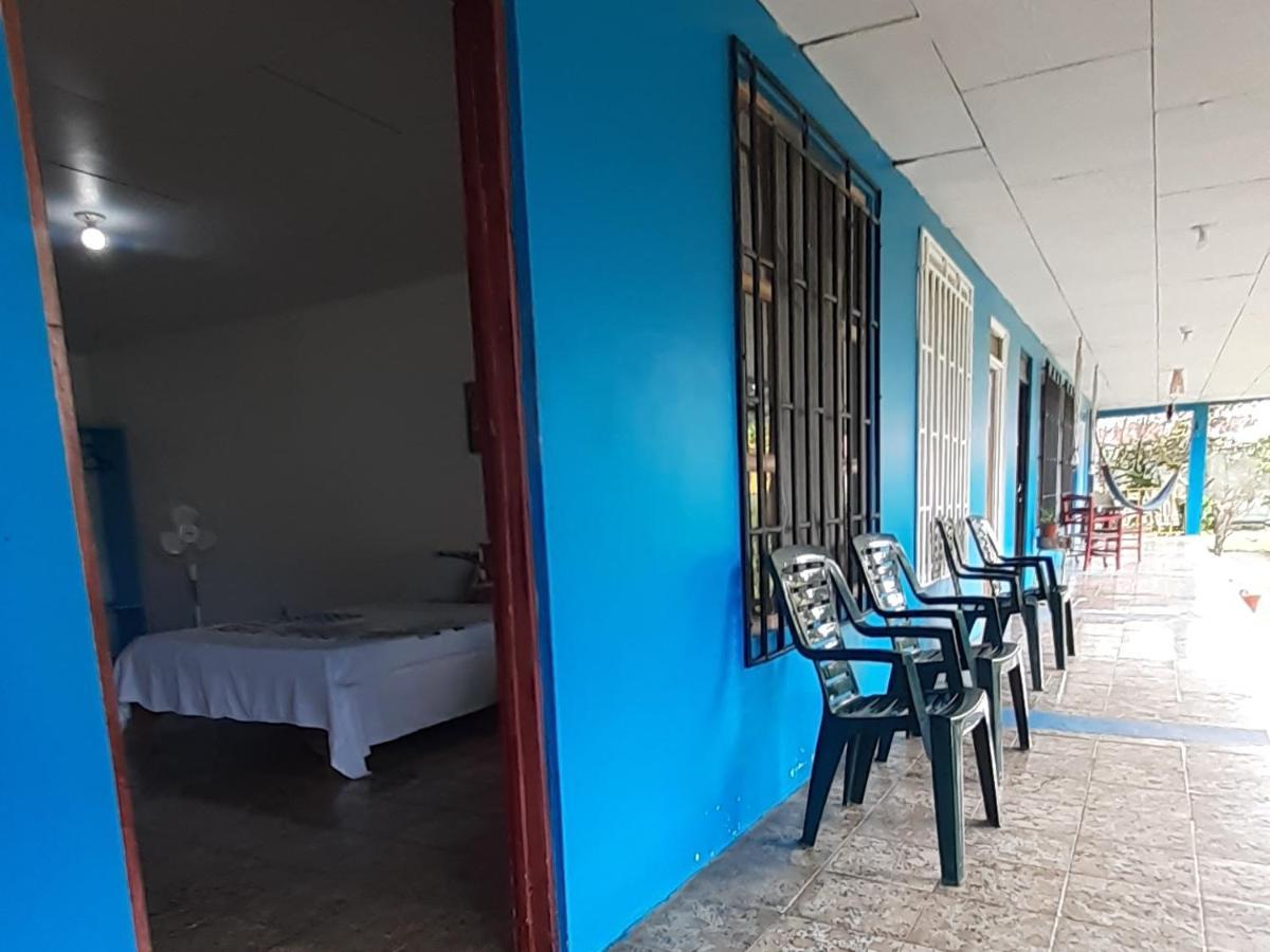 Rooms Palmeras Cahuita Bagian luar foto