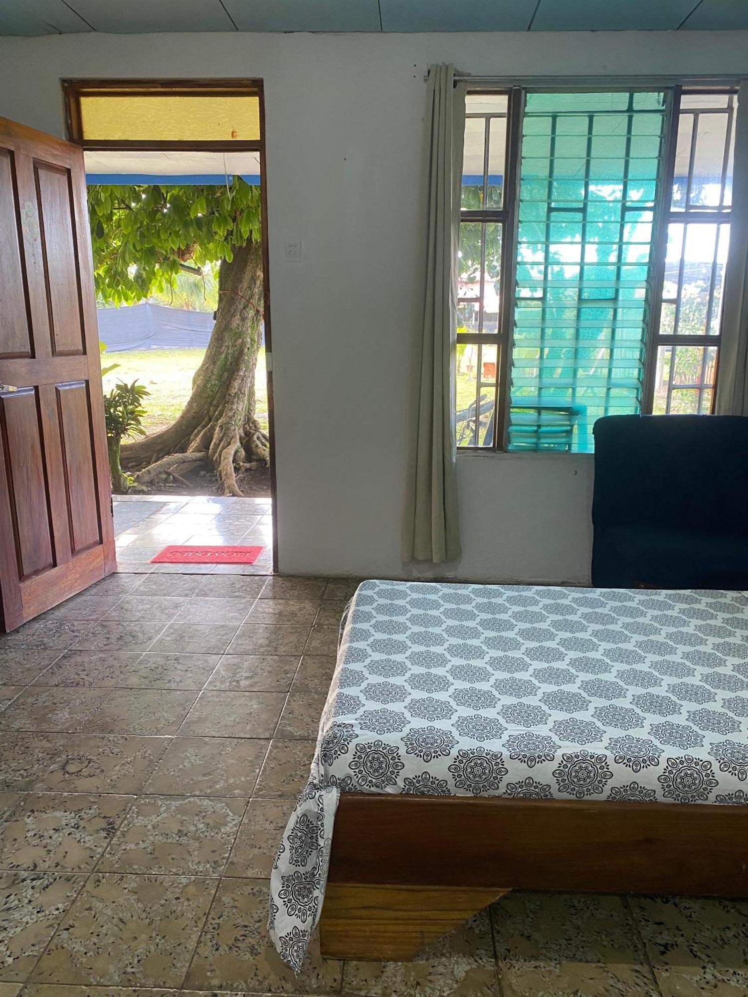 Rooms Palmeras Cahuita Bagian luar foto